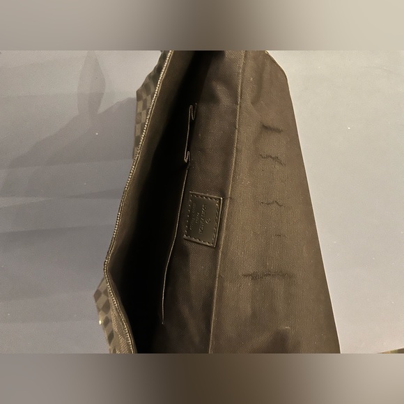 Men’s Louis Vuitton Satchel Bag - Picture 2 of 4